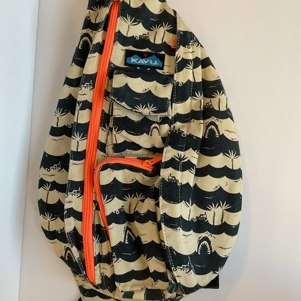KAVU Rope Sling Bag 1 Shoulder Sling Canvas Backpack w/ Rope Shoulder Strap 20”